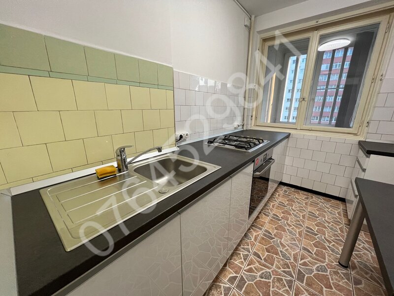 Stefan cel Mare intersectie cu Calea Floreasca, vis a vis de metrou.