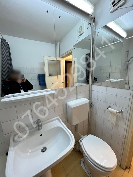 Stefan cel Mare intersectie cu Calea Floreasca, vis a vis de metrou.